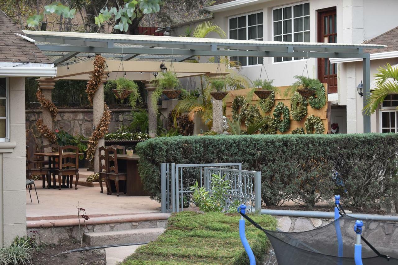 Liquidambar Hotel Sarabanda Luaran gambar